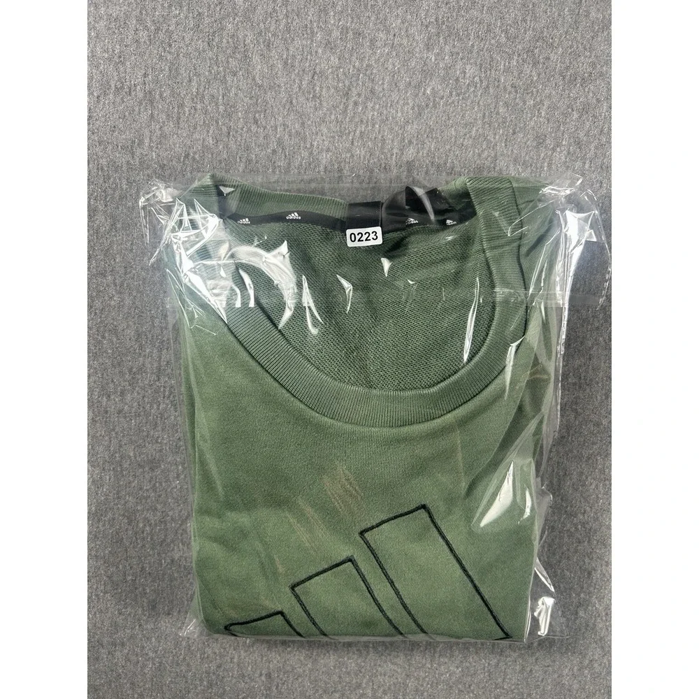 Adidas Future Icons Embroidered Badge of Sport Crewneck‎ Sweatshirt 2XL